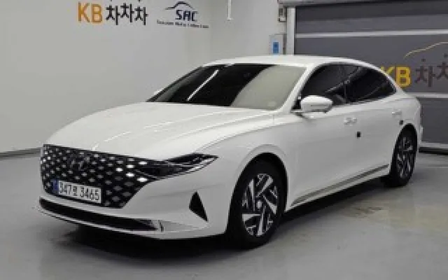 더 뉴 그랜저 IG 하이브리드 르블랑 현대 2022/04 76,667km